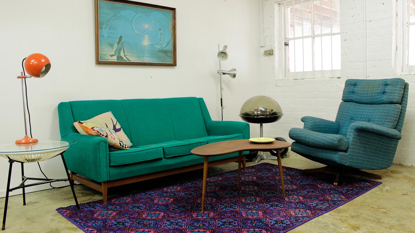 Retro Furniture: What to Buy For an Authentic Retro Look
